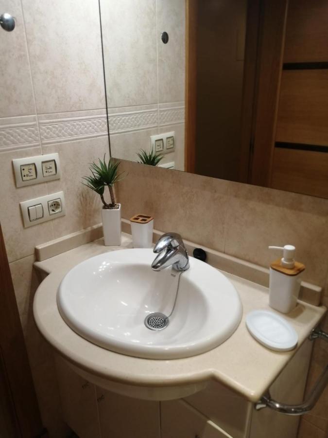 Fuengirola Apartamento Vacacional Mediterraneo Real ภายนอก รูปภาพ