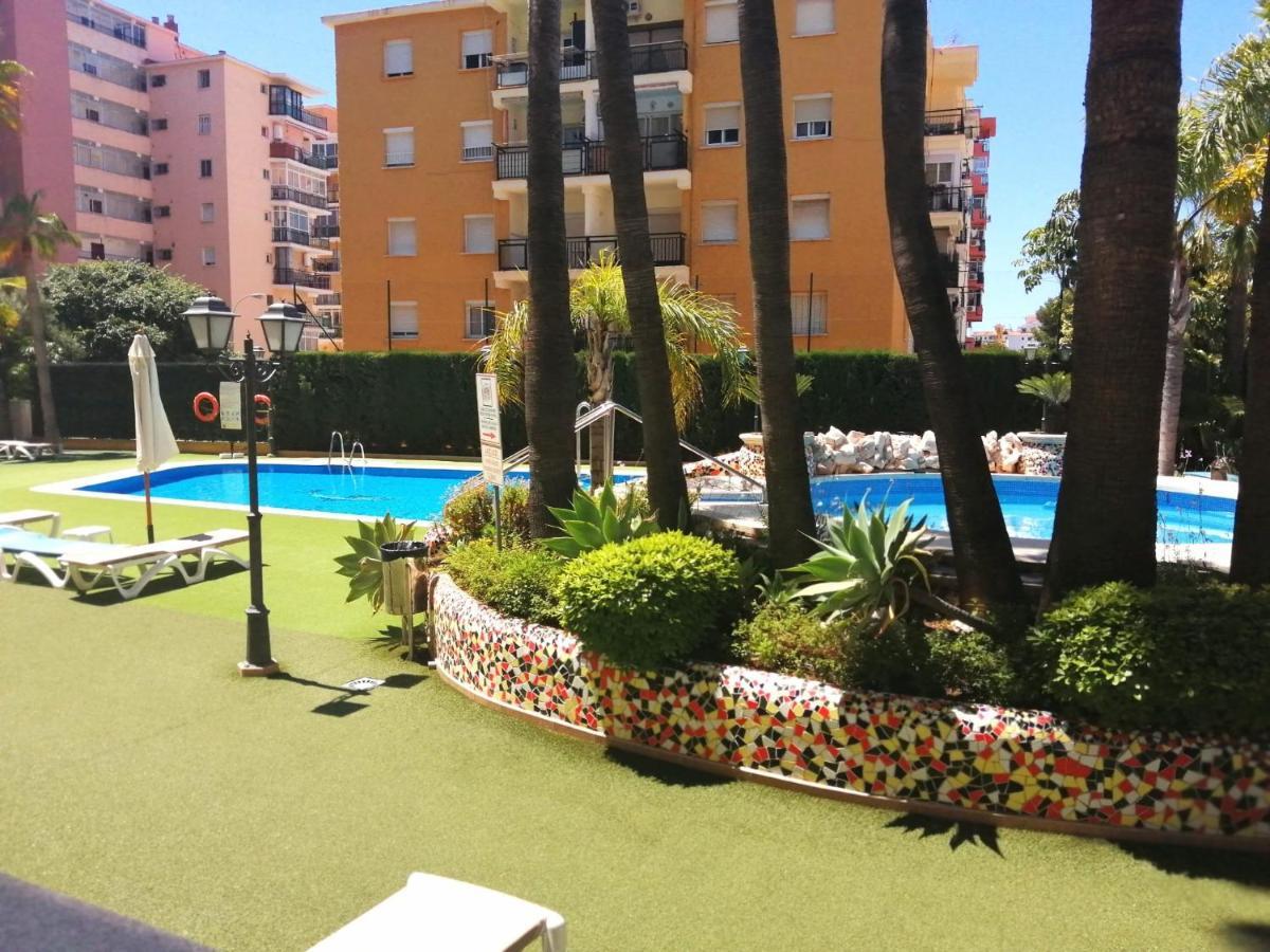 Fuengirola Apartamento Vacacional Mediterraneo Real ภายนอก รูปภาพ